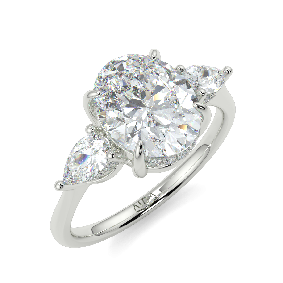 Sera Oval Moissanite