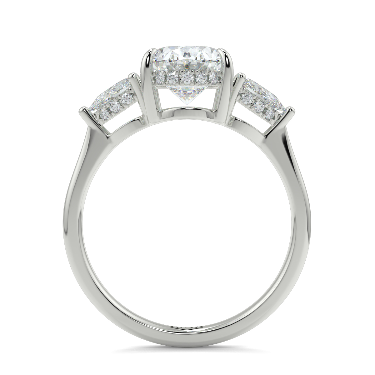 Sera Oval Moissanite