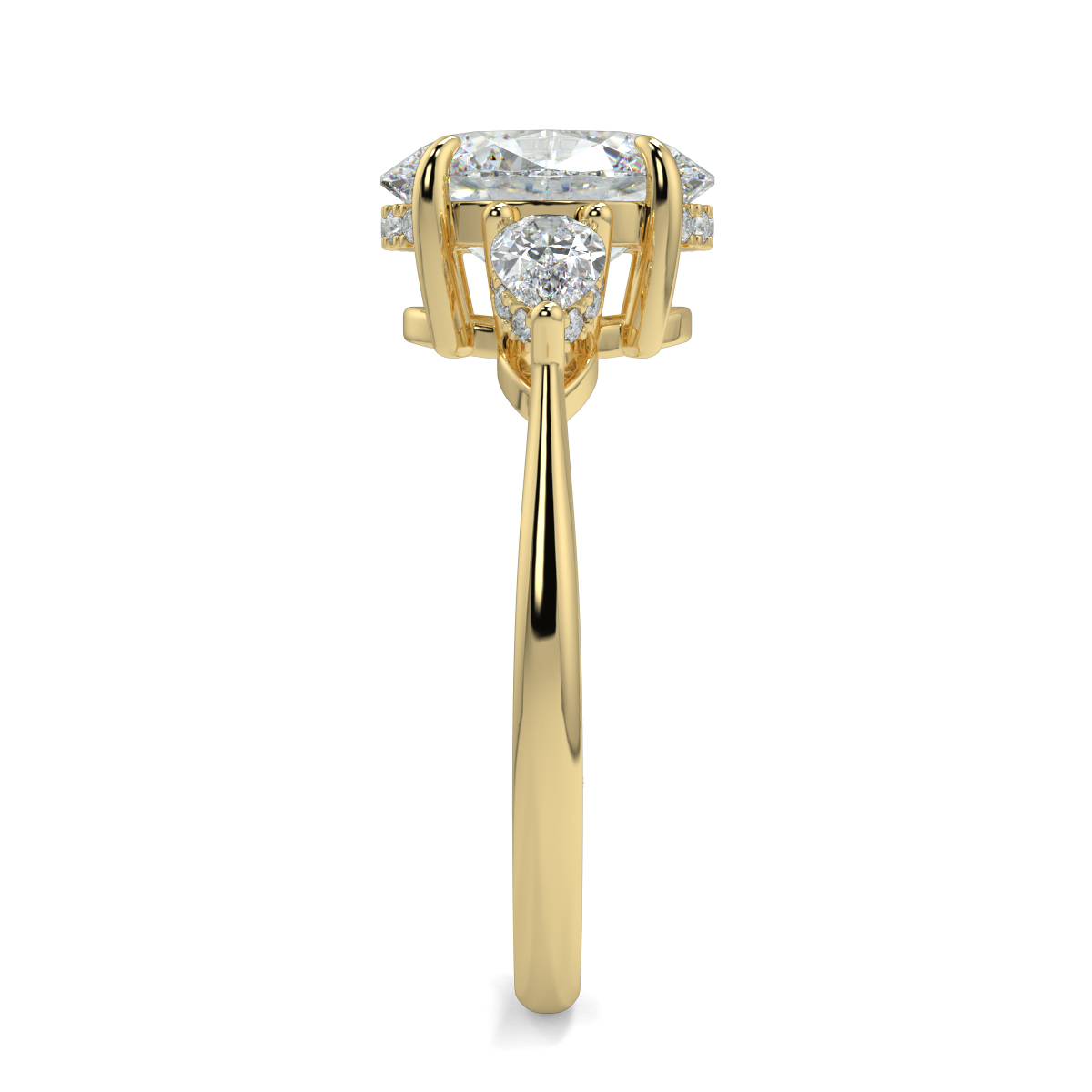 Sera Oval Moissanite