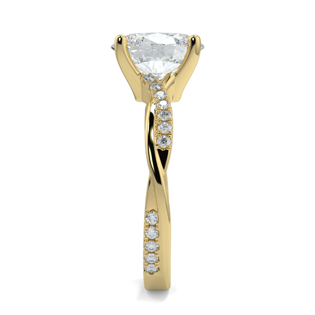 Shebby Oval Moissanite